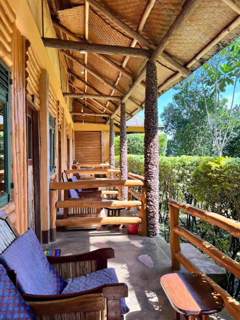 Bwindi Forest Lodge photo 4