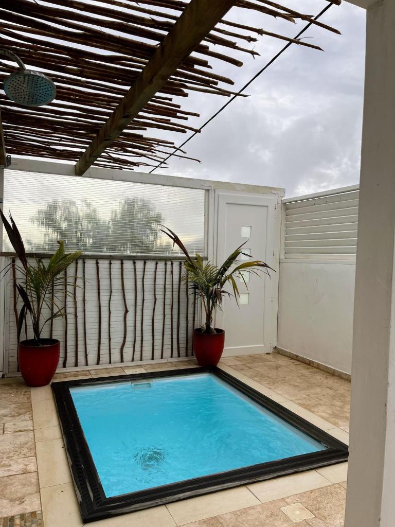 Gite Corossol Martinique piscine privée,