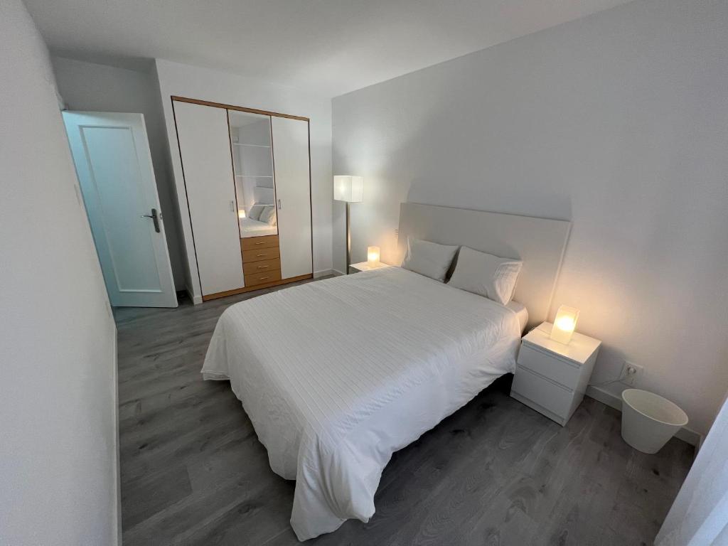 Apartamento 1 dormitorio cerca hospitales photo 2