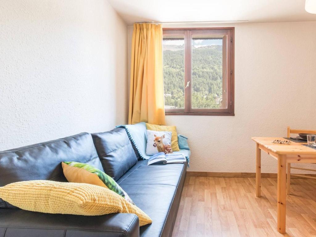 Appartement La Salle-les-Alpes, 1 pièce, 2 personnes - FR-1-330F-69 photo 2