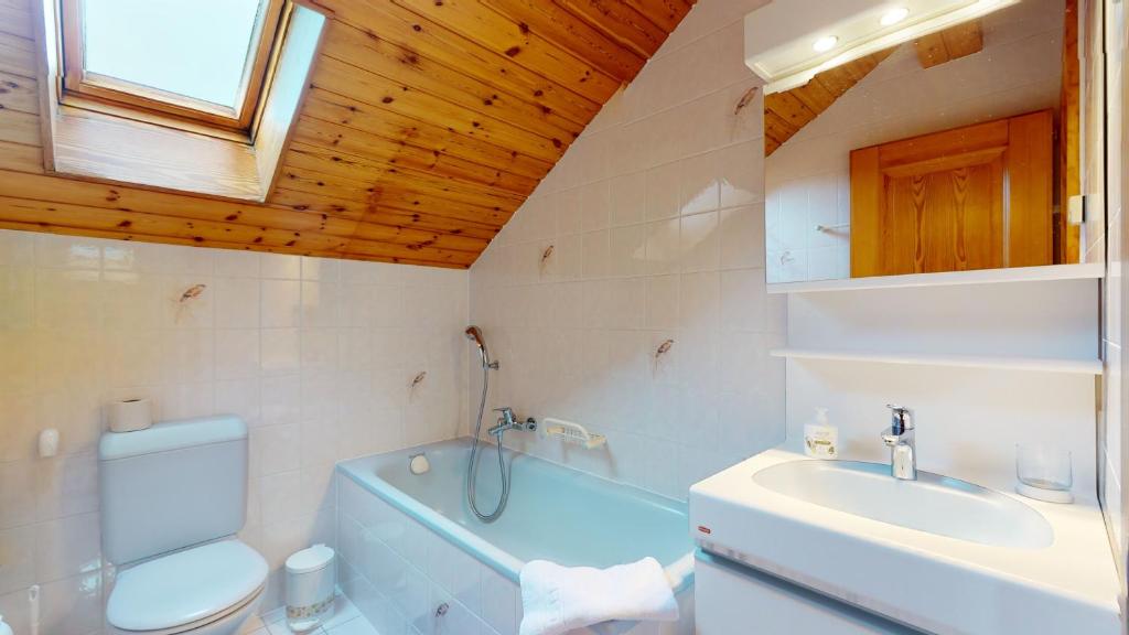 Superb family apartment in centre of the village of Vercorin photo 4