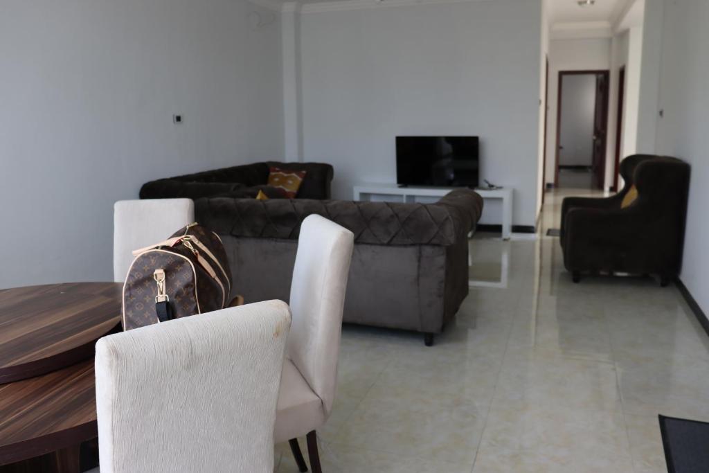 Cozy 3bedrooms Apartment photo 3