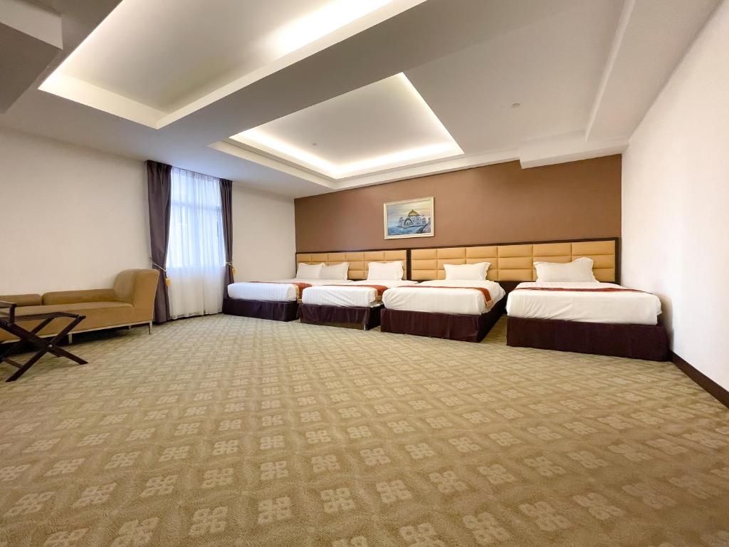 Hallmark Crown Hotel photo 1