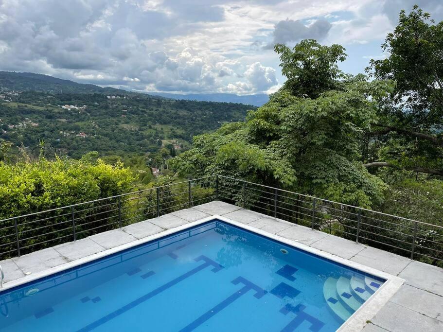 Encantadora Finca privada con piscina, El Mirador photo 2