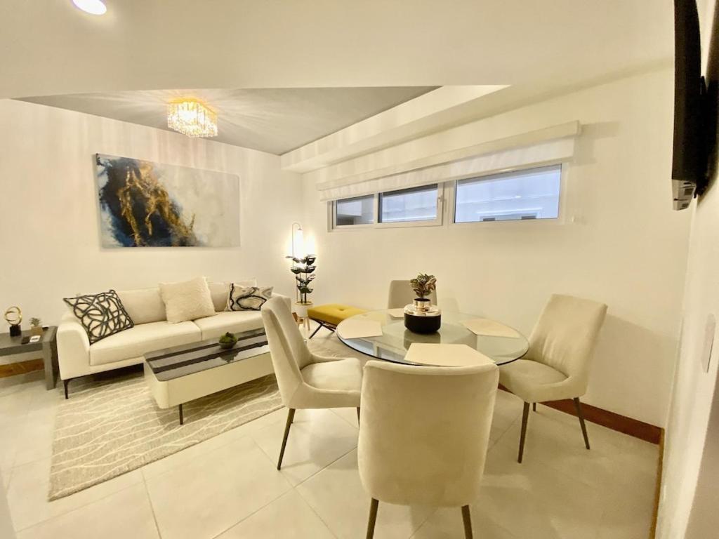 ✰Upscale 3Bdr condo✰ Incredible amenities ✰Fast wifi photo 4