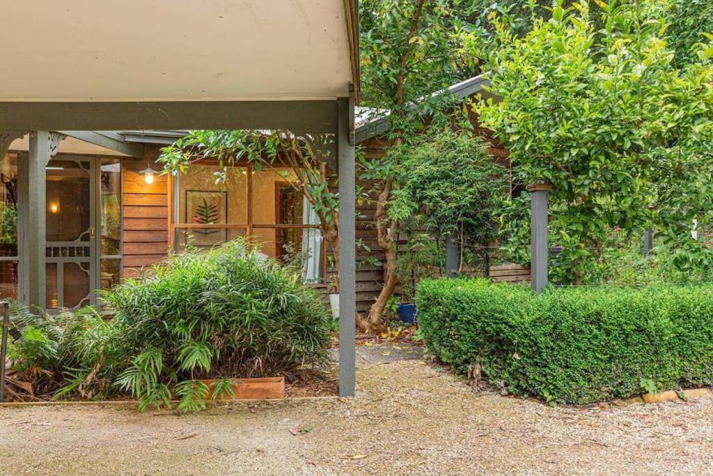 Tranquil 4 Bedroom Cottage in Olinda
