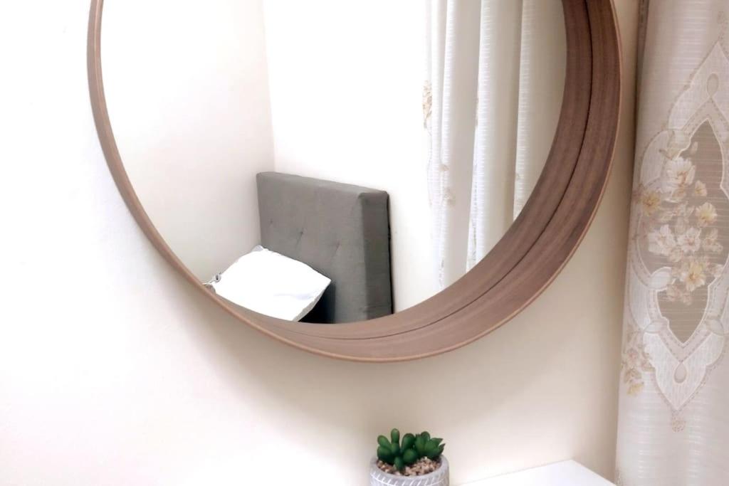Best location 2 bed2 bath w/lift in town! (Kosher) photo 3