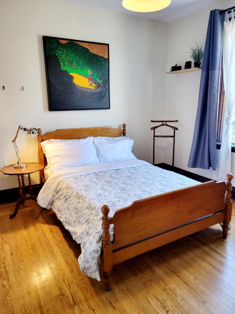 Dundurn Dwelling-Charming Century Home photo 2