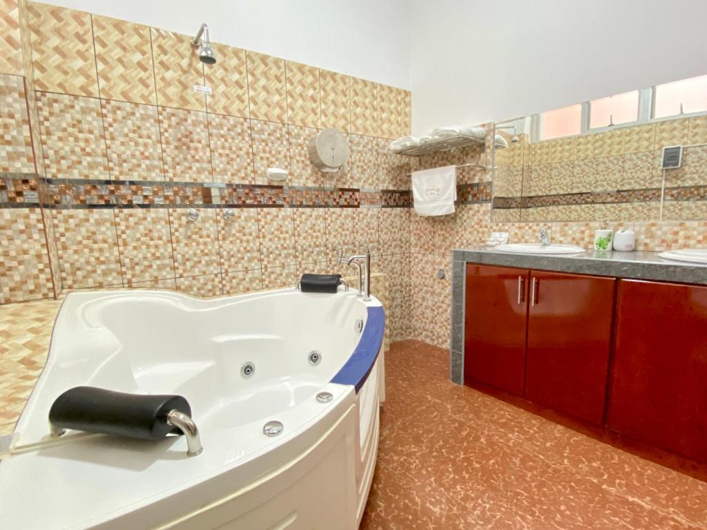 Hotel Las Palmeras photo 2