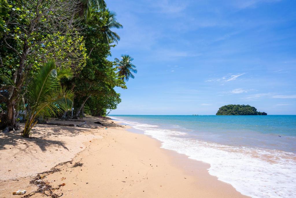 Libong Beach Resort photo 3