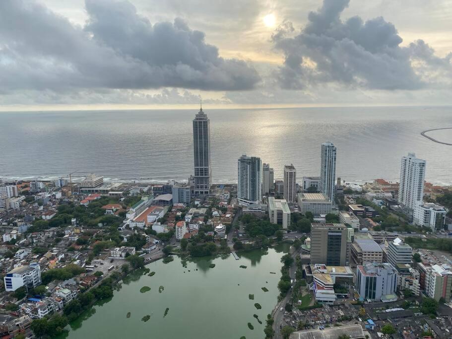 Altair Colombo - View, Location, Ultra Luxury! photo 2