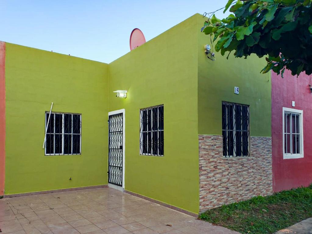 Jasper House en Ciudad Real Santa Ana