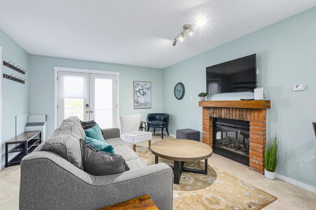 The Alpine - Central Collingwood Condo photo 3