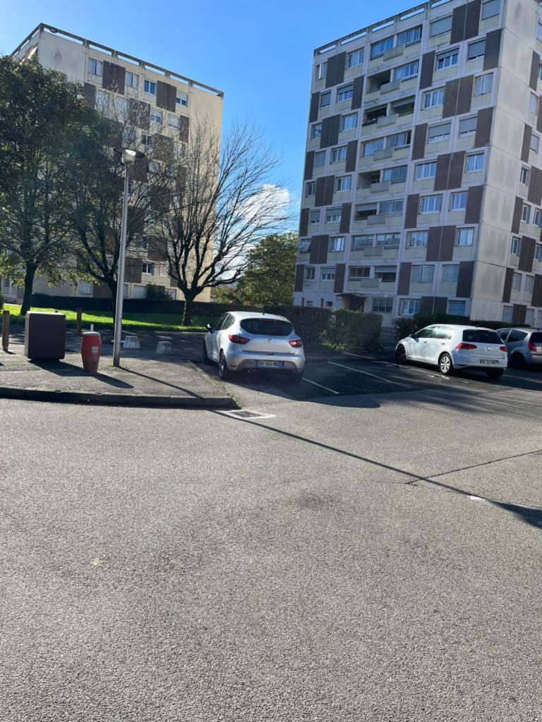 3 chambres Situation idéale Aux portes de Lyon Tout confort photo 1
