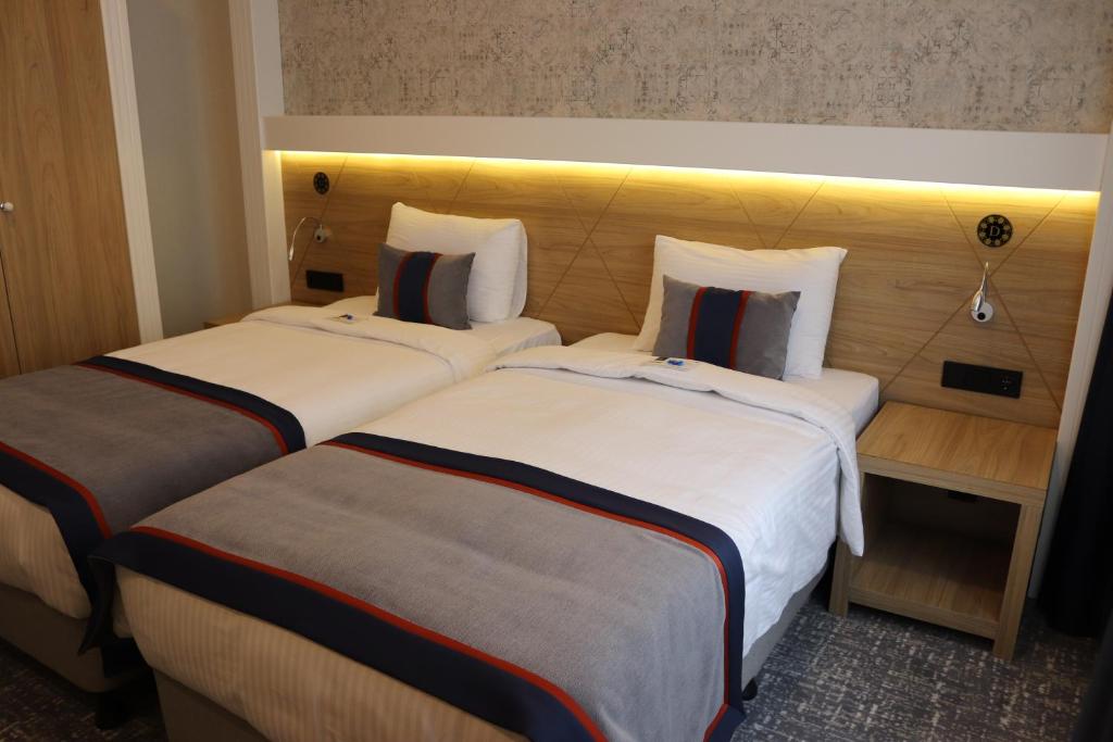 DES'OTEL photo 2