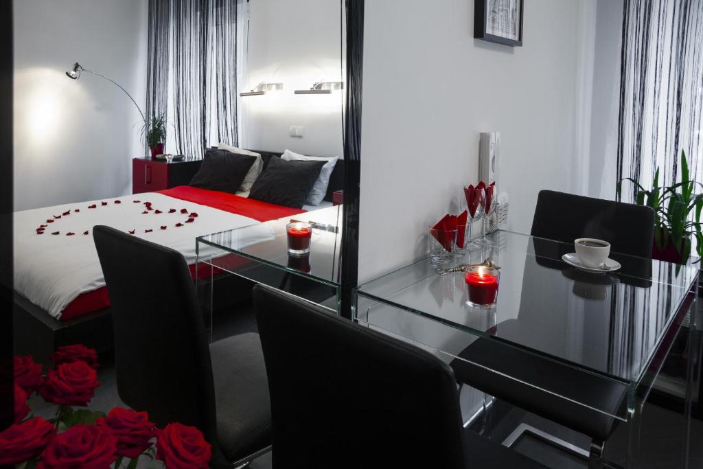 Двухместный (Роскошный номер с кроватью размера «king-size»), Komorowski Luxury Guest Rooms