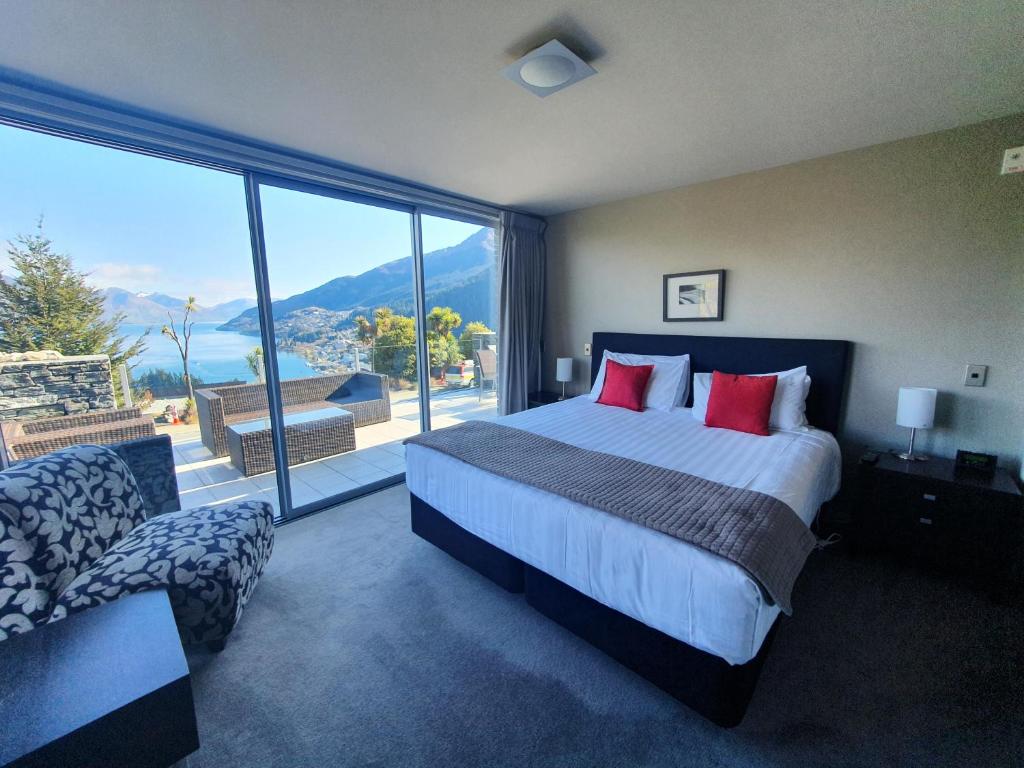 Downtown Queenstown Apartment photo 1