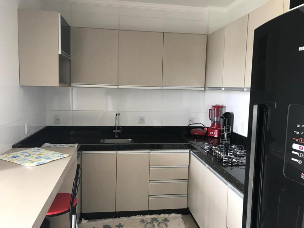 Apartamento amplo completo e climatizado photo 3