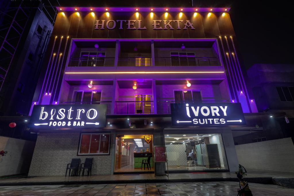 Ivory Suites photo 2