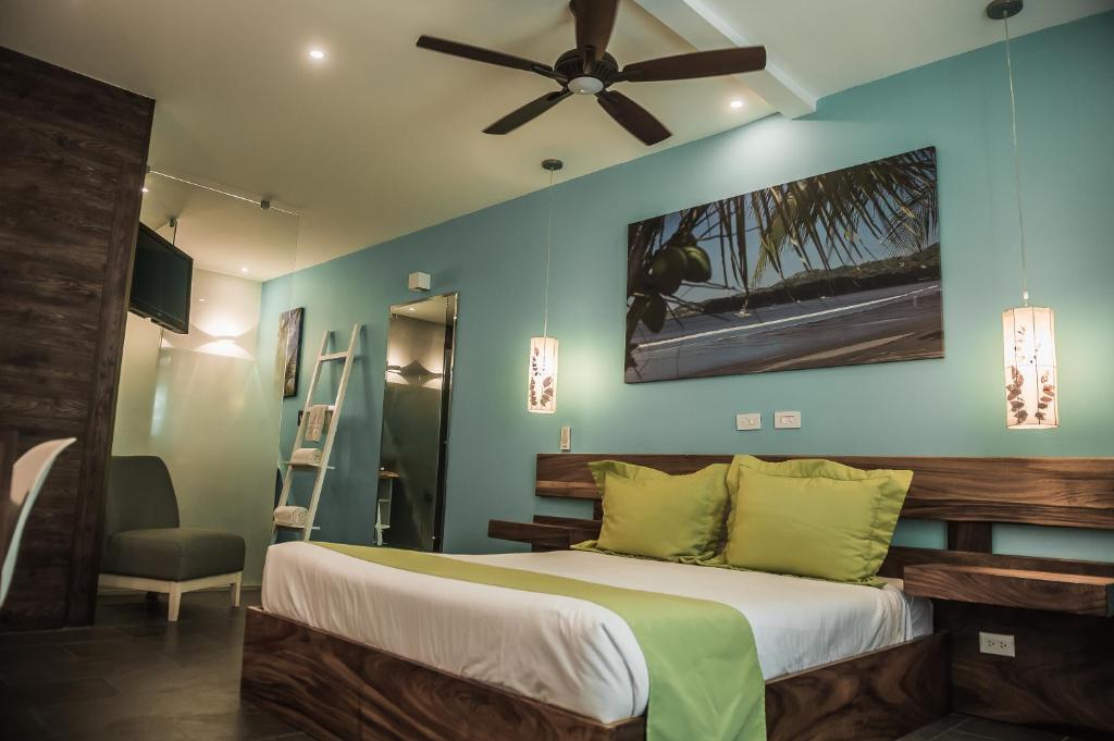 Bahia del Sol Beach front Boutique Hotel photo 3
