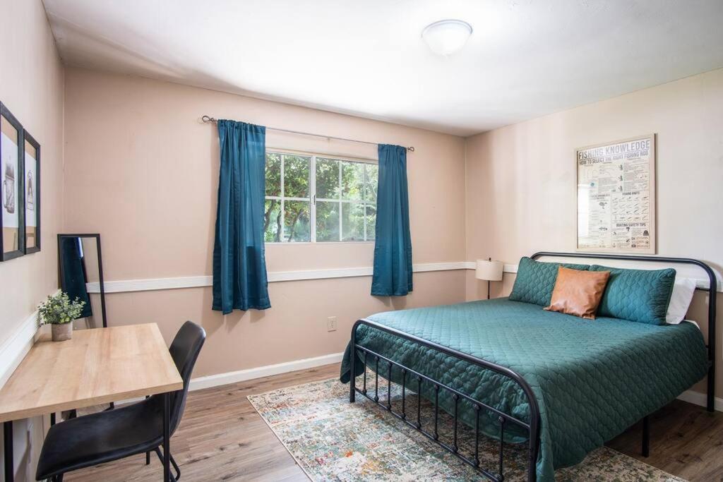 Large Family & Pet Friendly Spa, Kern, Sequoia photo 1