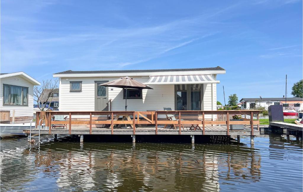 Nice Home In Breukelen With 2 Bedrooms And Wifi
