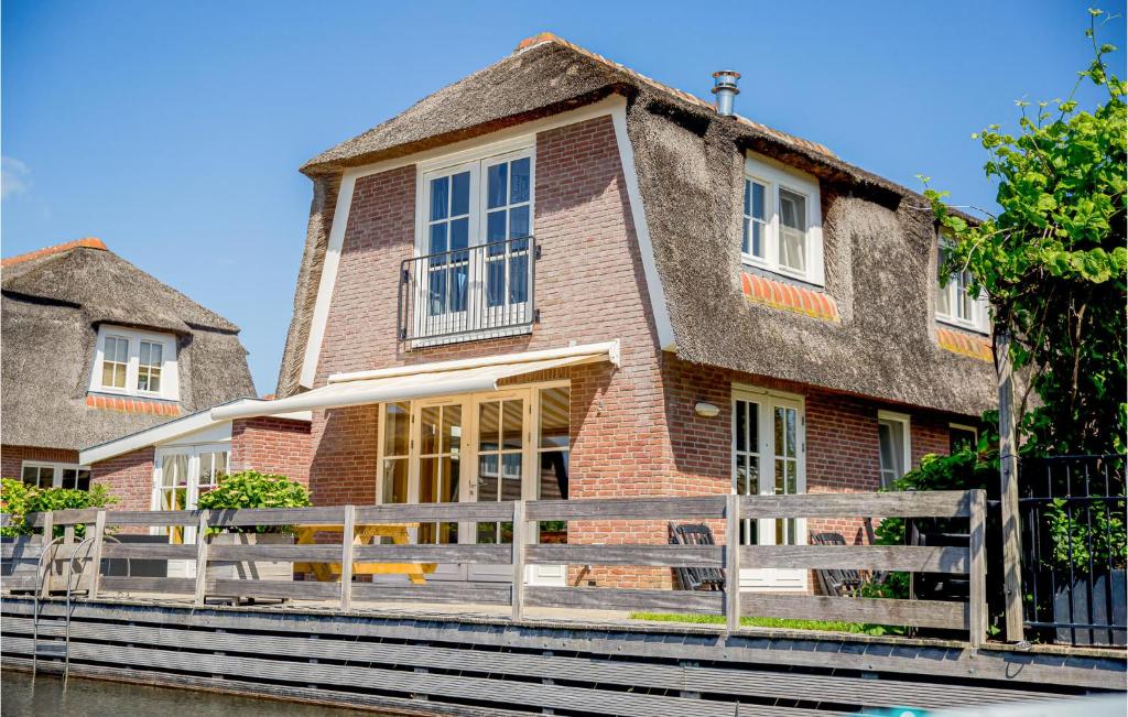 Stunning Home In Breukelen With 3 Bedrooms And Wifi