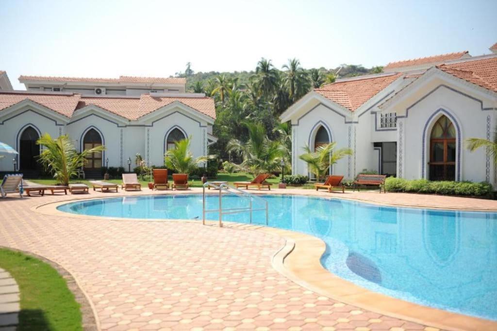 FlyHigh Holiday Apartment near Hilton Hotel Goa photo 2
