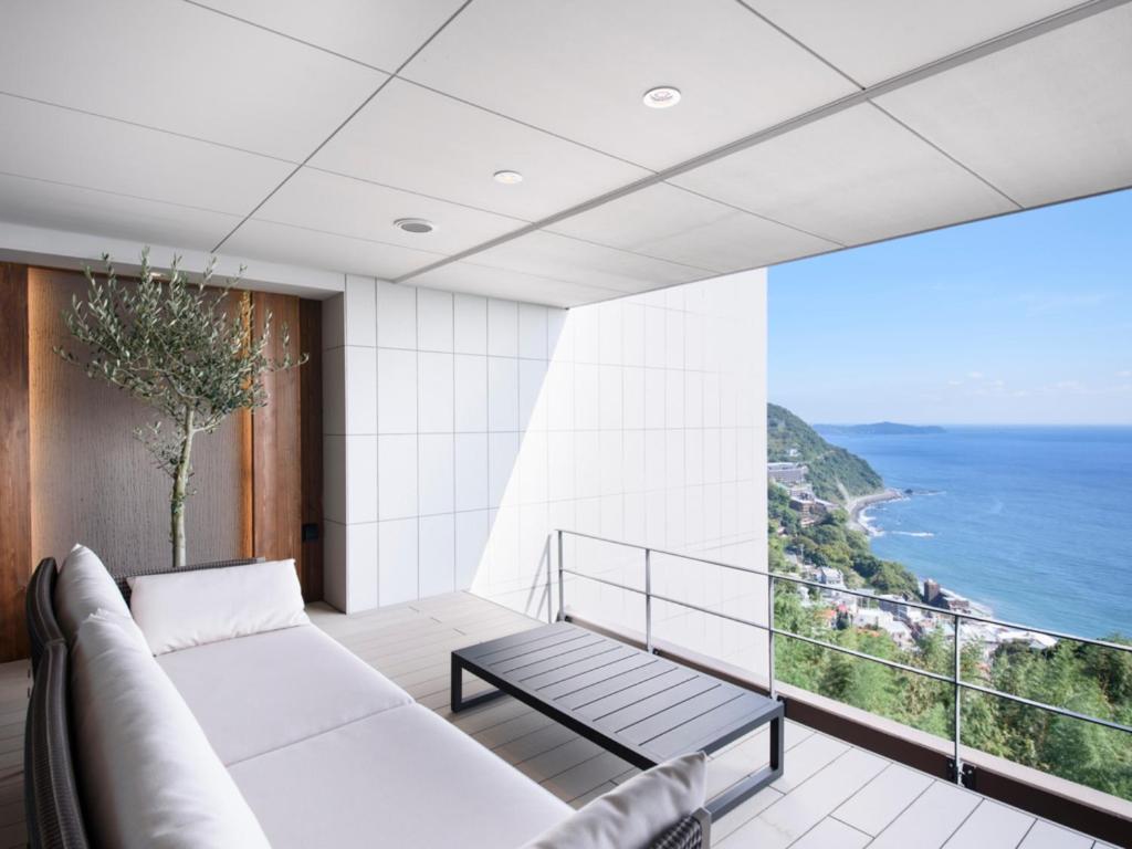 Atami Sekaie photo 3