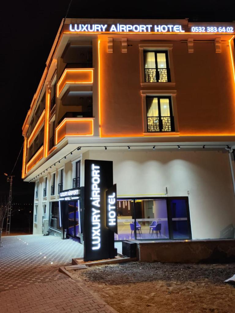 Luxury Airport Hotel photo 4