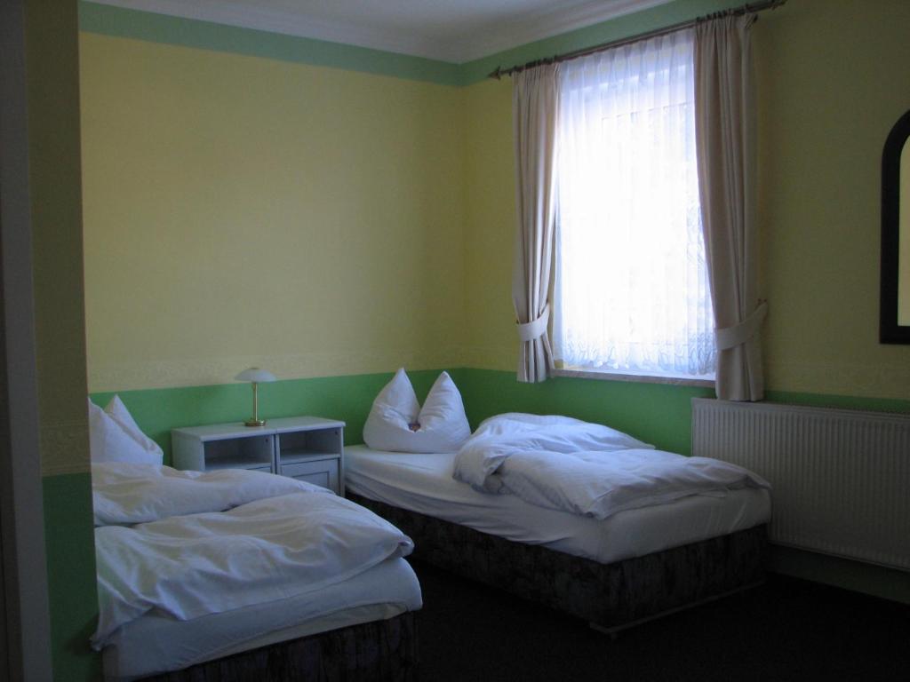 Двухместный (Двухместный номер с 2 отдельными кроватями), Hotel-Pension Lydia