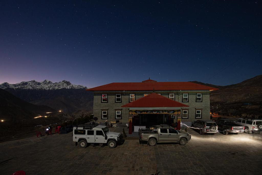 Lo Mustang Himalayan Resort photo 3