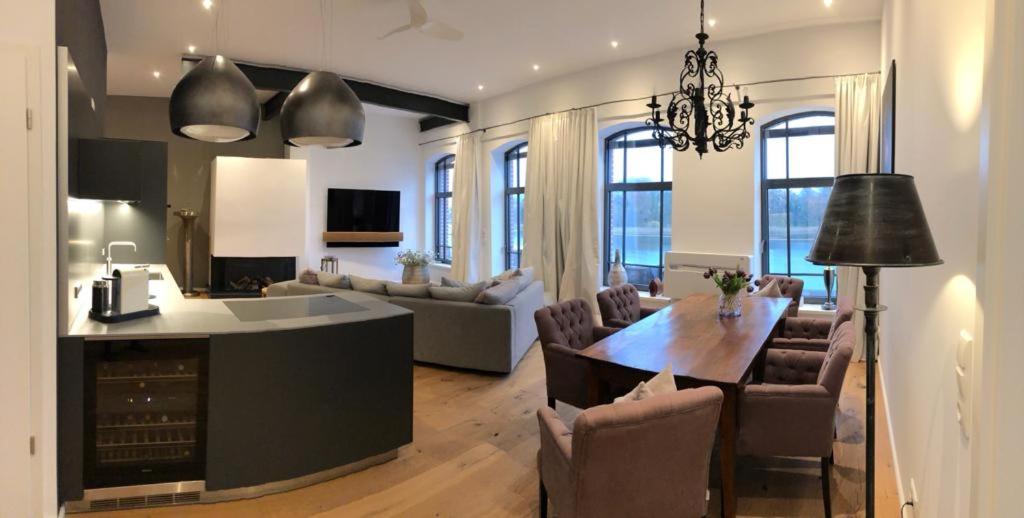 Loft mit Seeblick