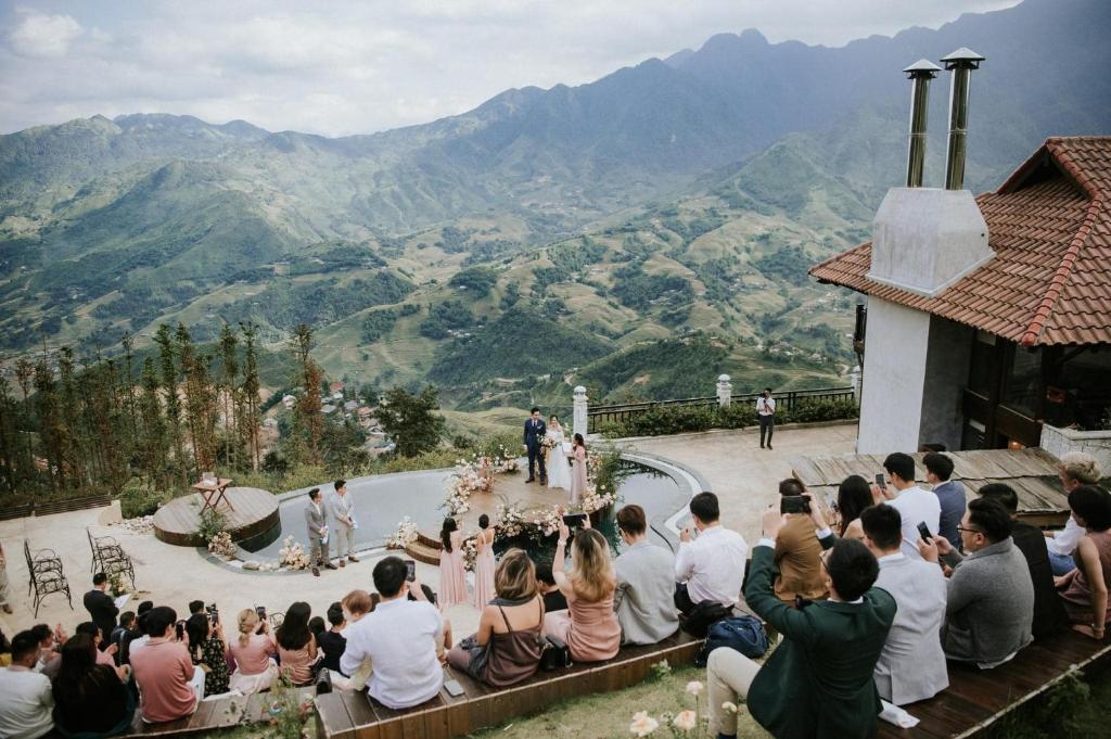 Ville De Mont Mountain Resort