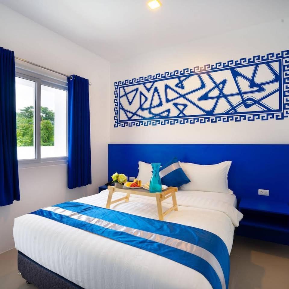 Ruhe Suites Coron - Tap to explore photos