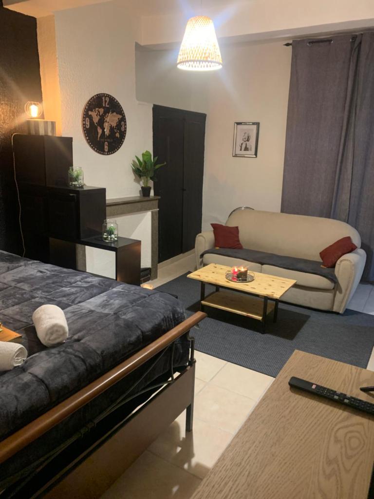 Très belle suite dans le centre historique idéale pour 2 personnes photo 2