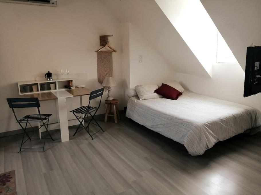 Studio Brive centre au calme photo 3