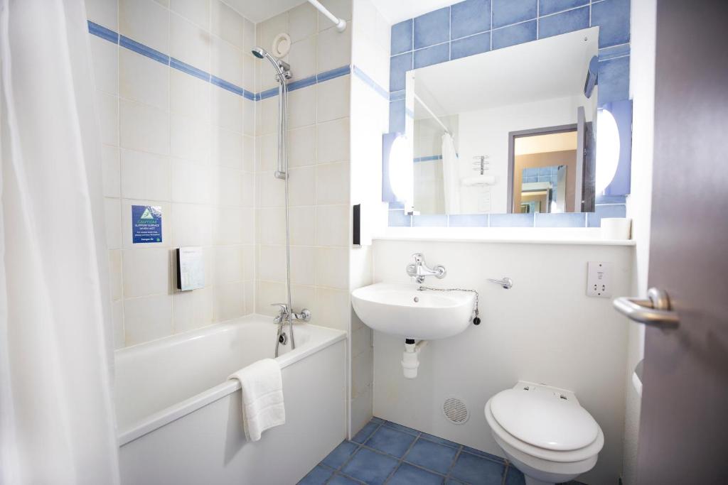 Campanile Washington Newcastle Upon Tyne Room Type - Twin Room