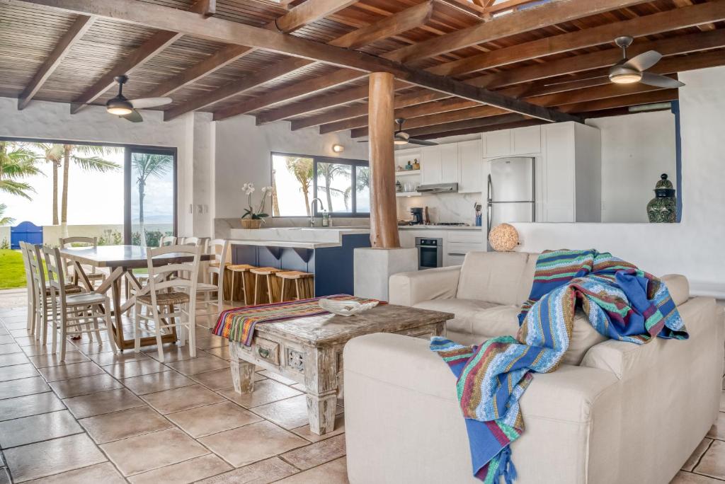Casa La Palapa photo 4