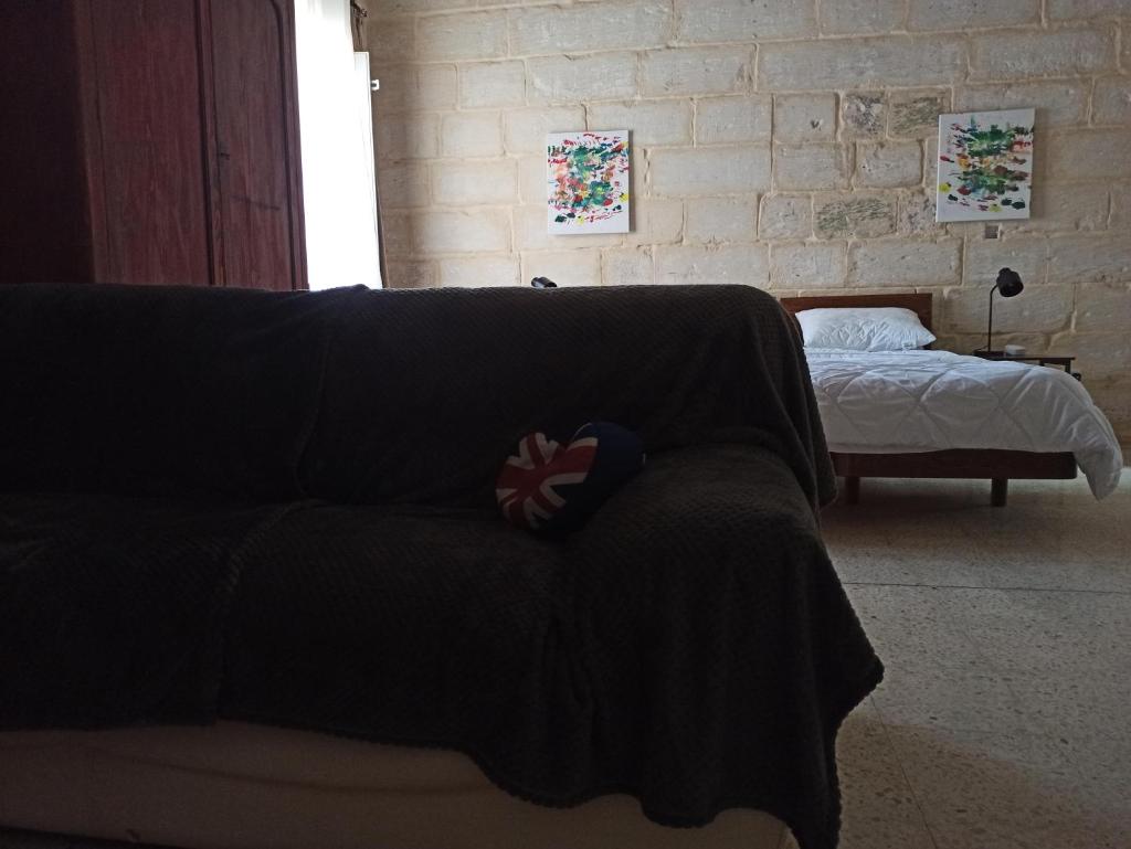 Beautiful Studio apartment in Qormi Malta photo 4