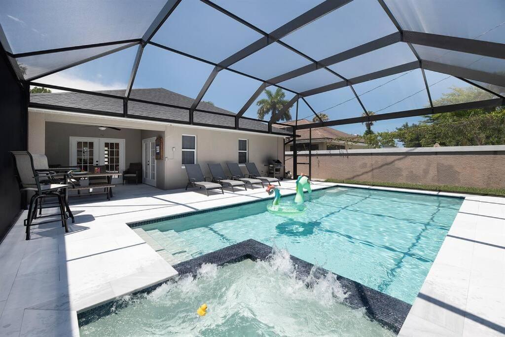 Naples Villa with Salt water Pool image