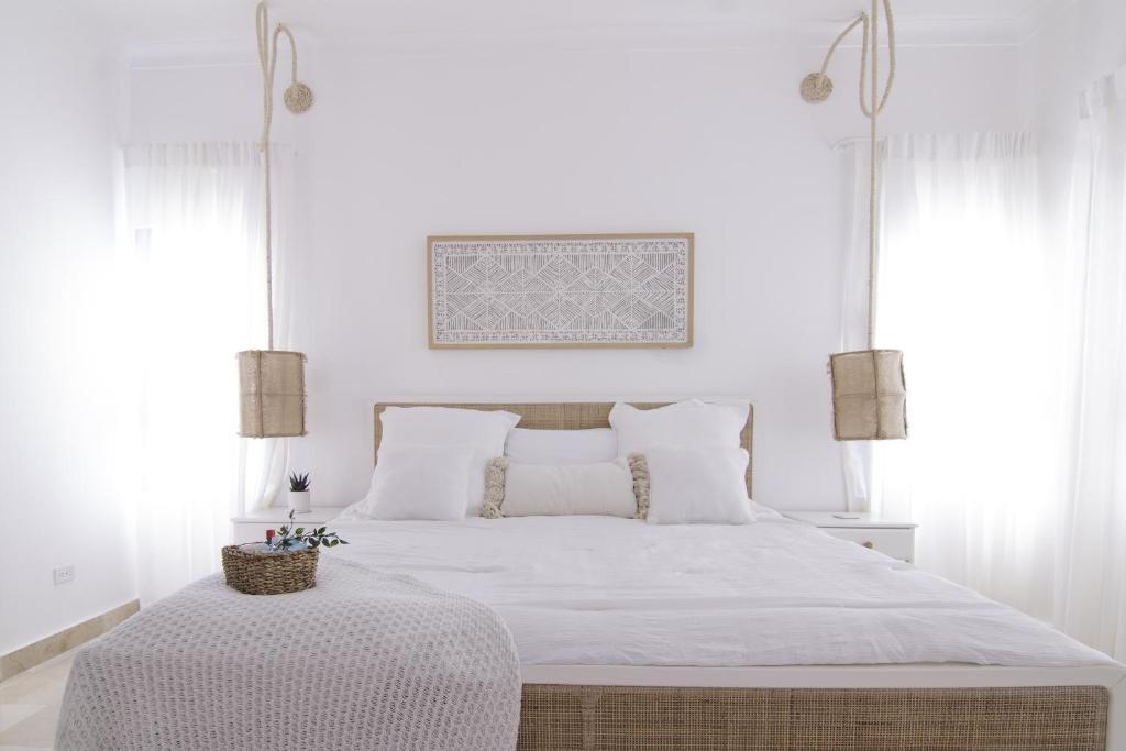 New Beachfront Penthouse photo 3