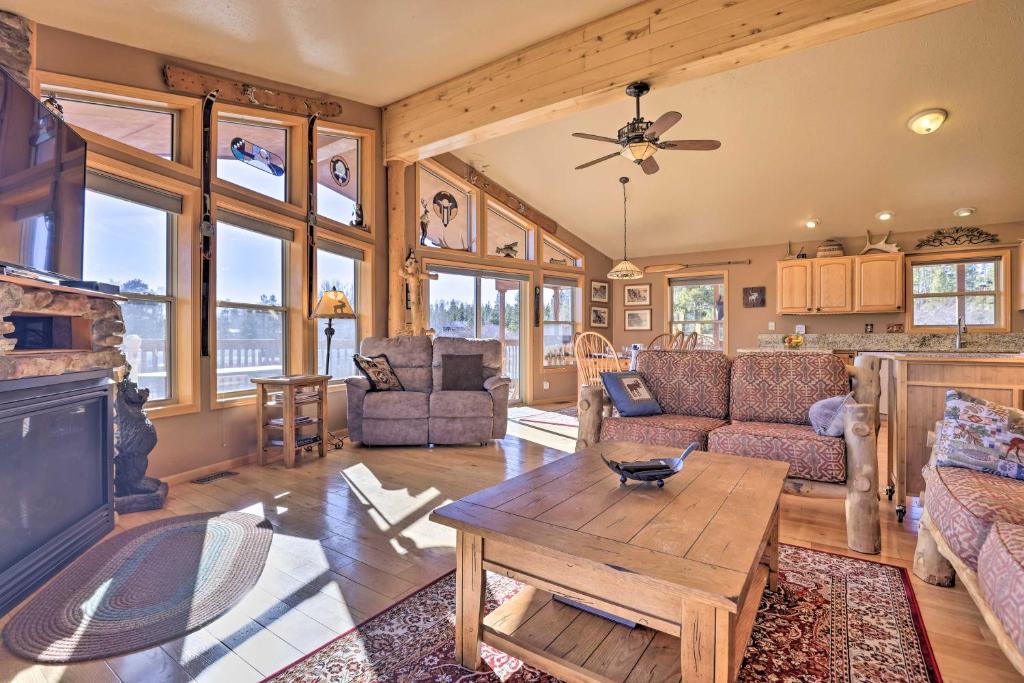 Grand Lake House with Deck, Grill and Mountain Views! photo 4