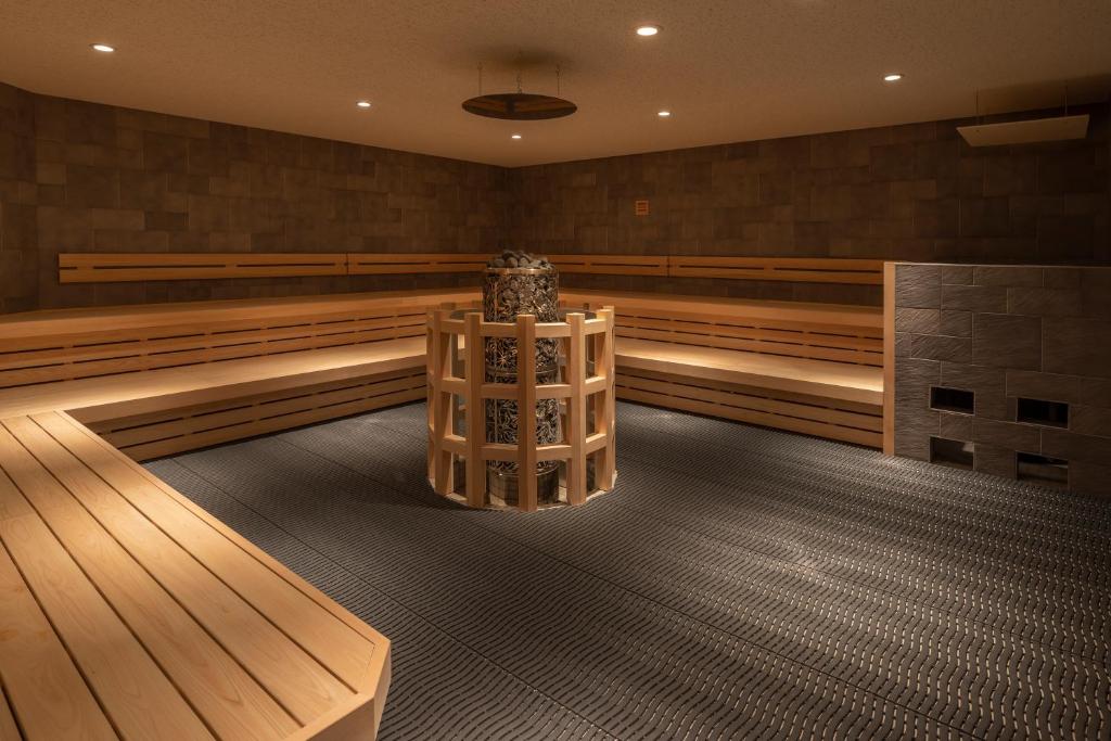 Nara Royal Hotel photo 2