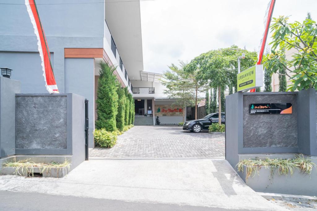Urbanview Hotel Bubusini Batu by RedDoorz photo 2