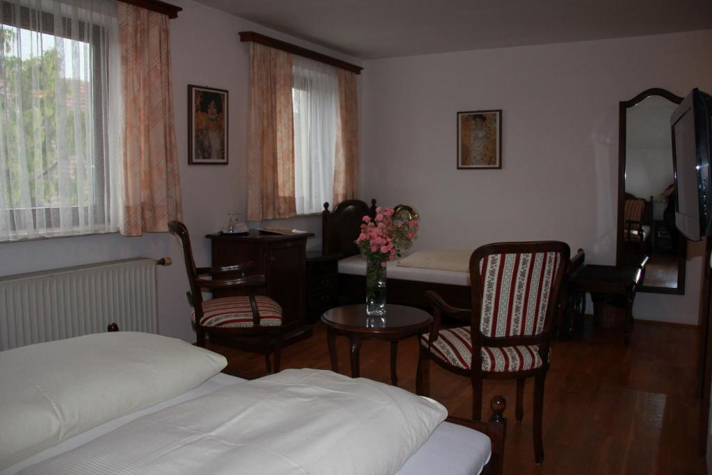 Landhotel St. Florian Room Type - Classic Triple Room