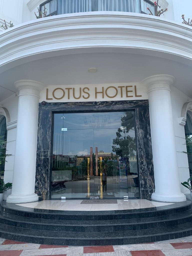 Lotus Hotel & Apartment