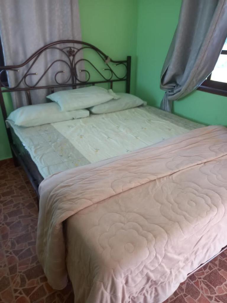 Bougainvilla Chalet