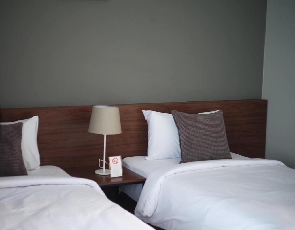 Thezen Hotel photo 4
