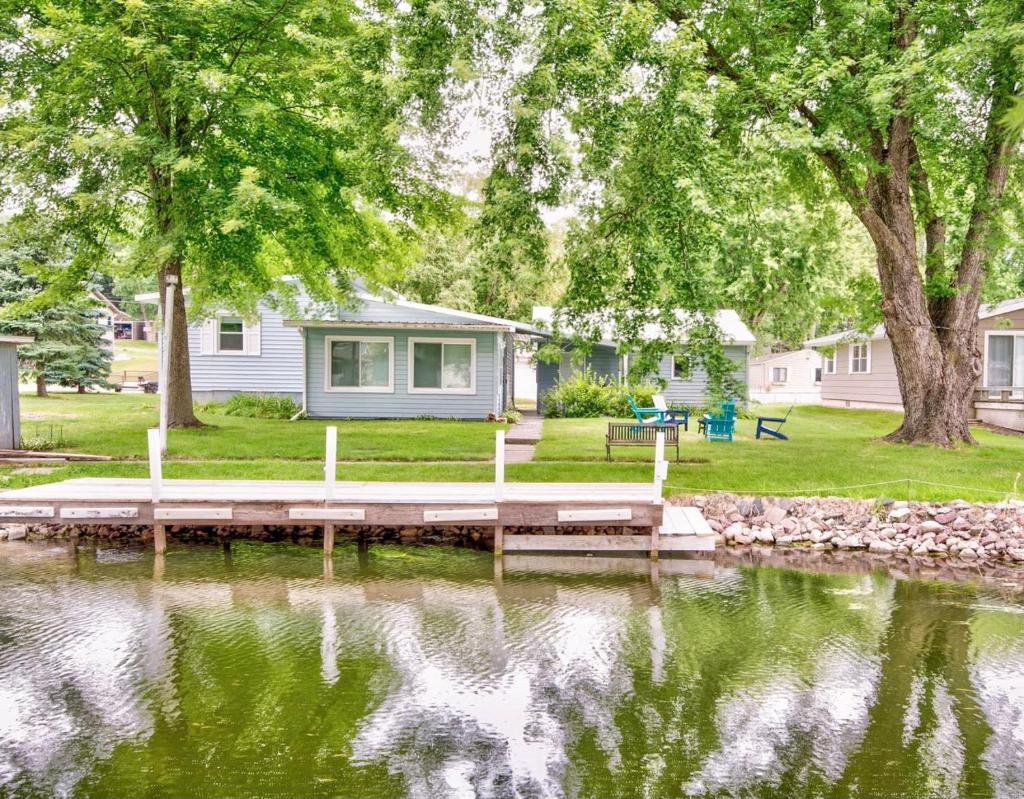 Boji Waterfront Retreat - Millers Bay Canals